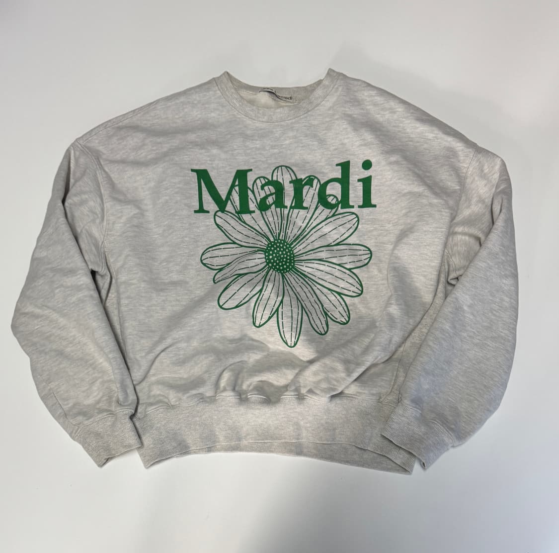 여성 마르디 메크르디 플라워 로고 오버핏 맨투맨 상품이미지1