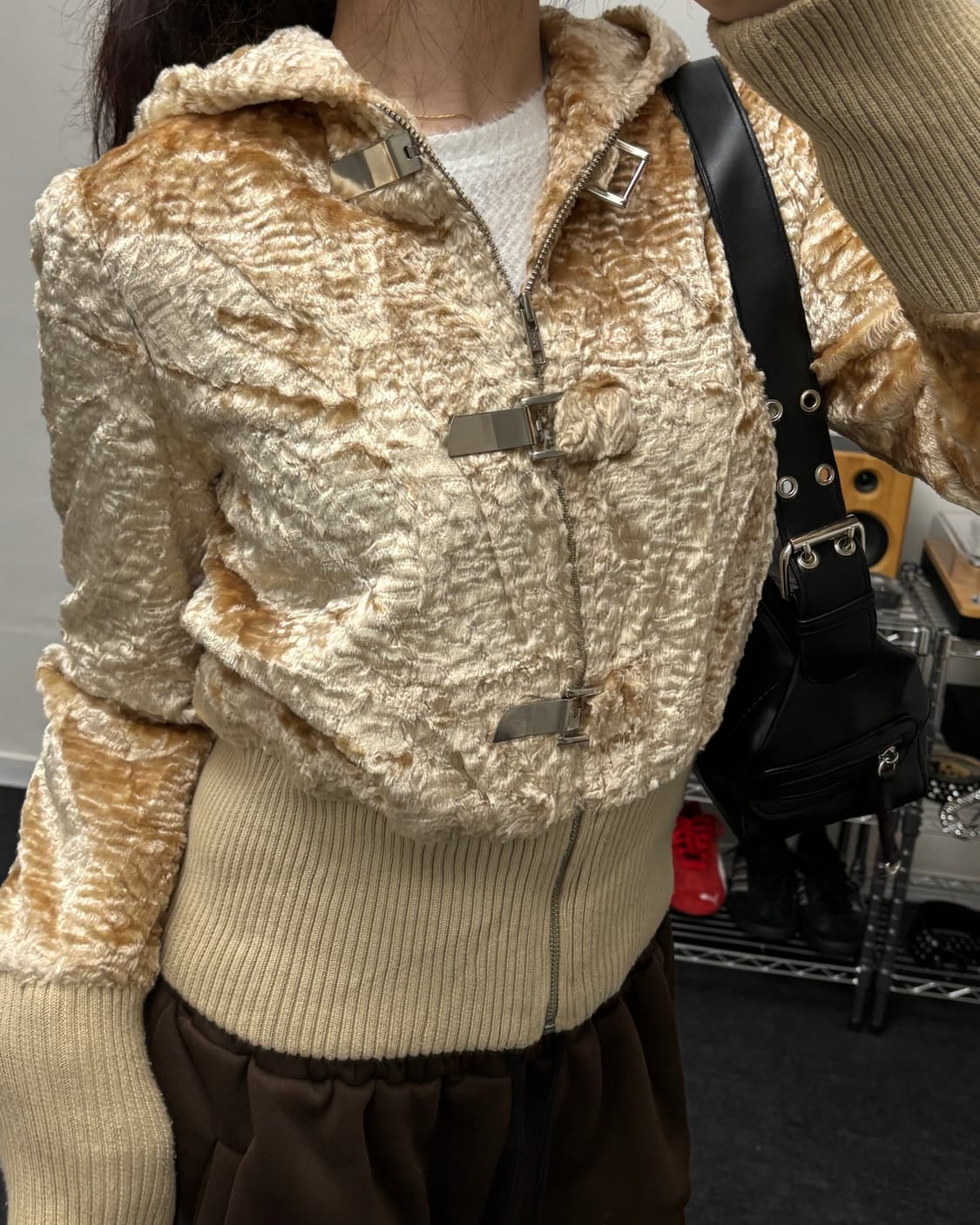 올드 빈티지 버클 퍼 후드집업 상품이미지3