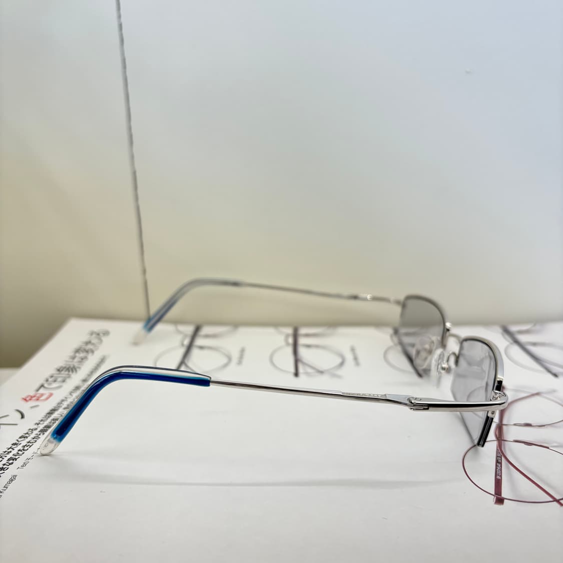 ISSAQUAH 실버 반무테 빈티지안경 상품이미지3