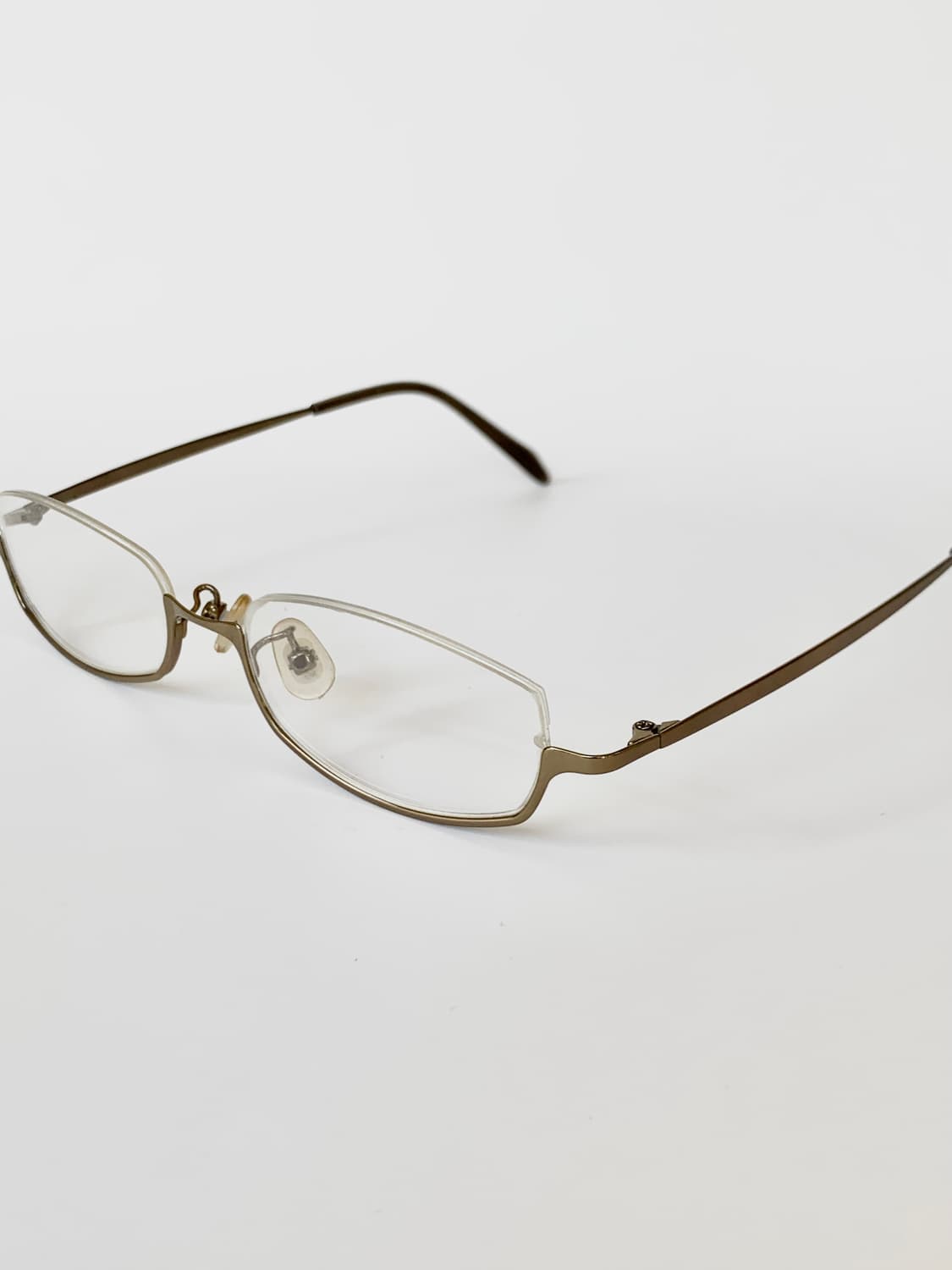 [픽키-579] 언더림 다크 골드 안경테 상품이미지5