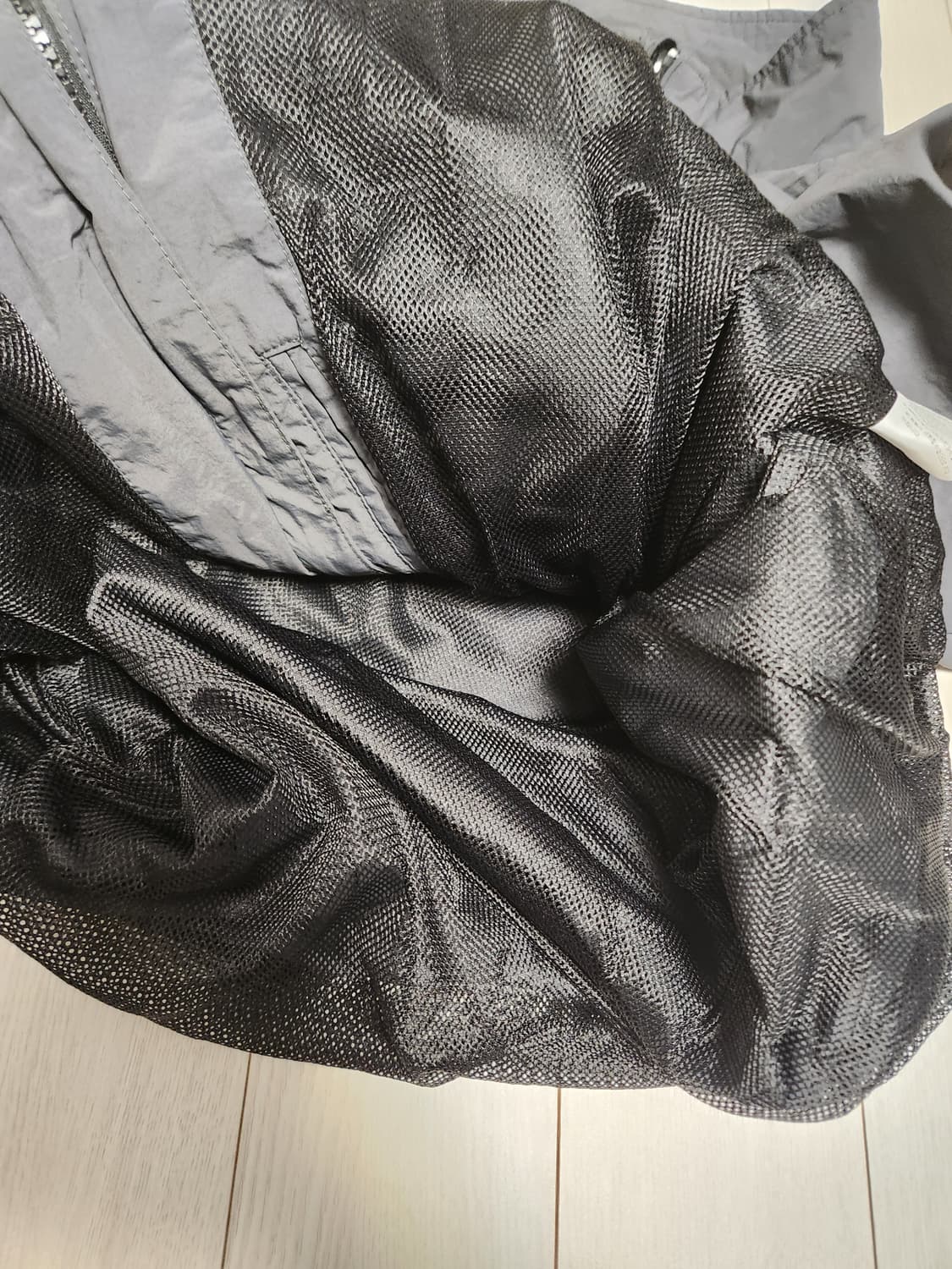 지오다노 윈드브레이커 우븐 바람막이 자켓 사이즈100(L)

여러 중고사 상품이미지8