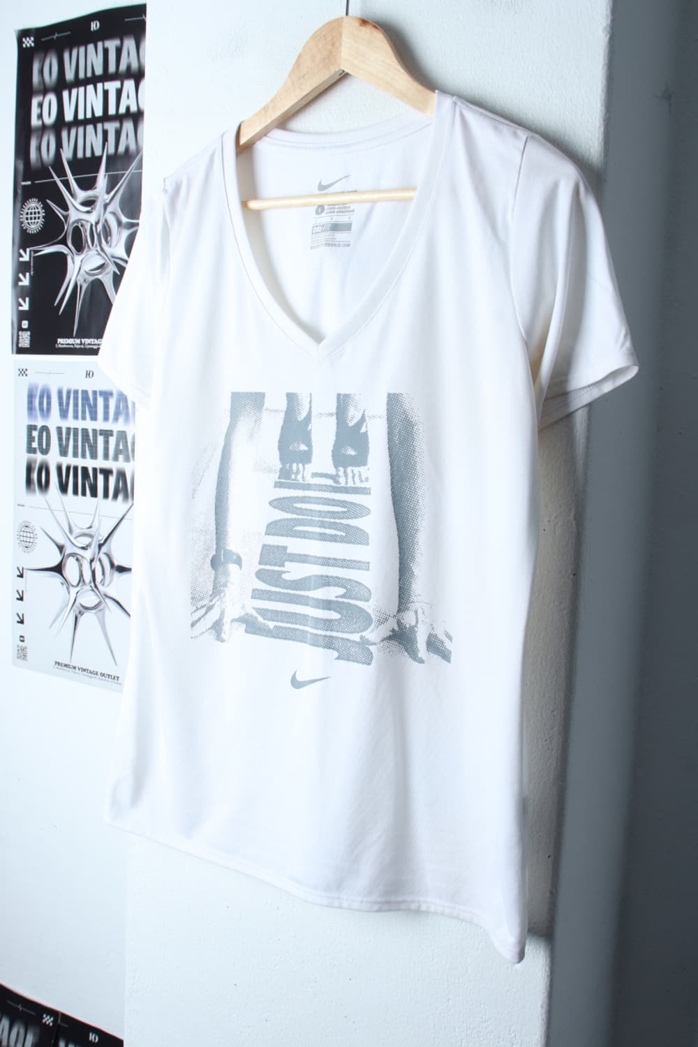 W(L-XL) 나이키 반팔 티셔츠 기능성 브이넥 화이트-H31042 상품이미지1