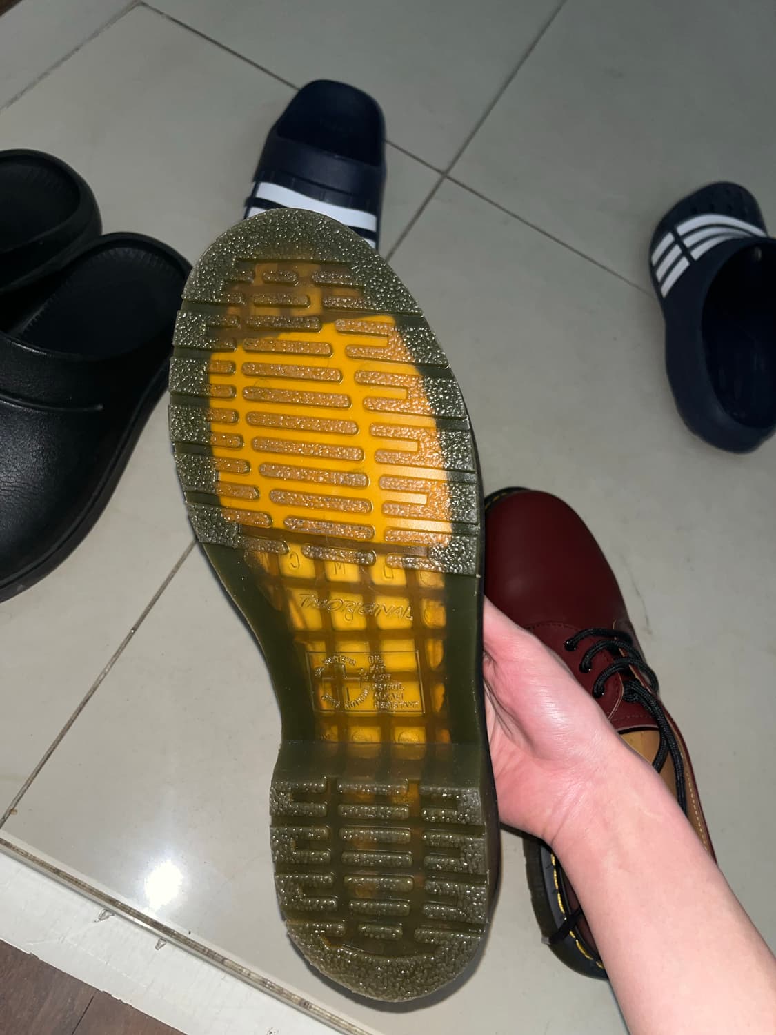 닥터마틴 1461 체리레드 270사이즈 새상품 상품이미지2