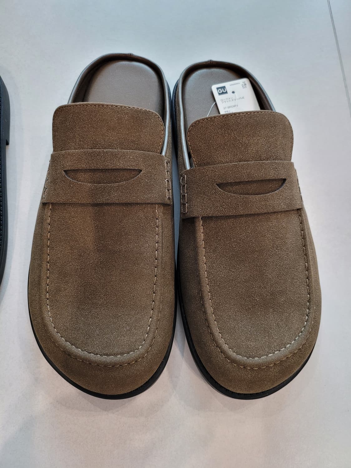 270 새상품 GU 슬리퍼 주말 아침, 가벼운 외출에 무심한 듯 툭  상품이미지1