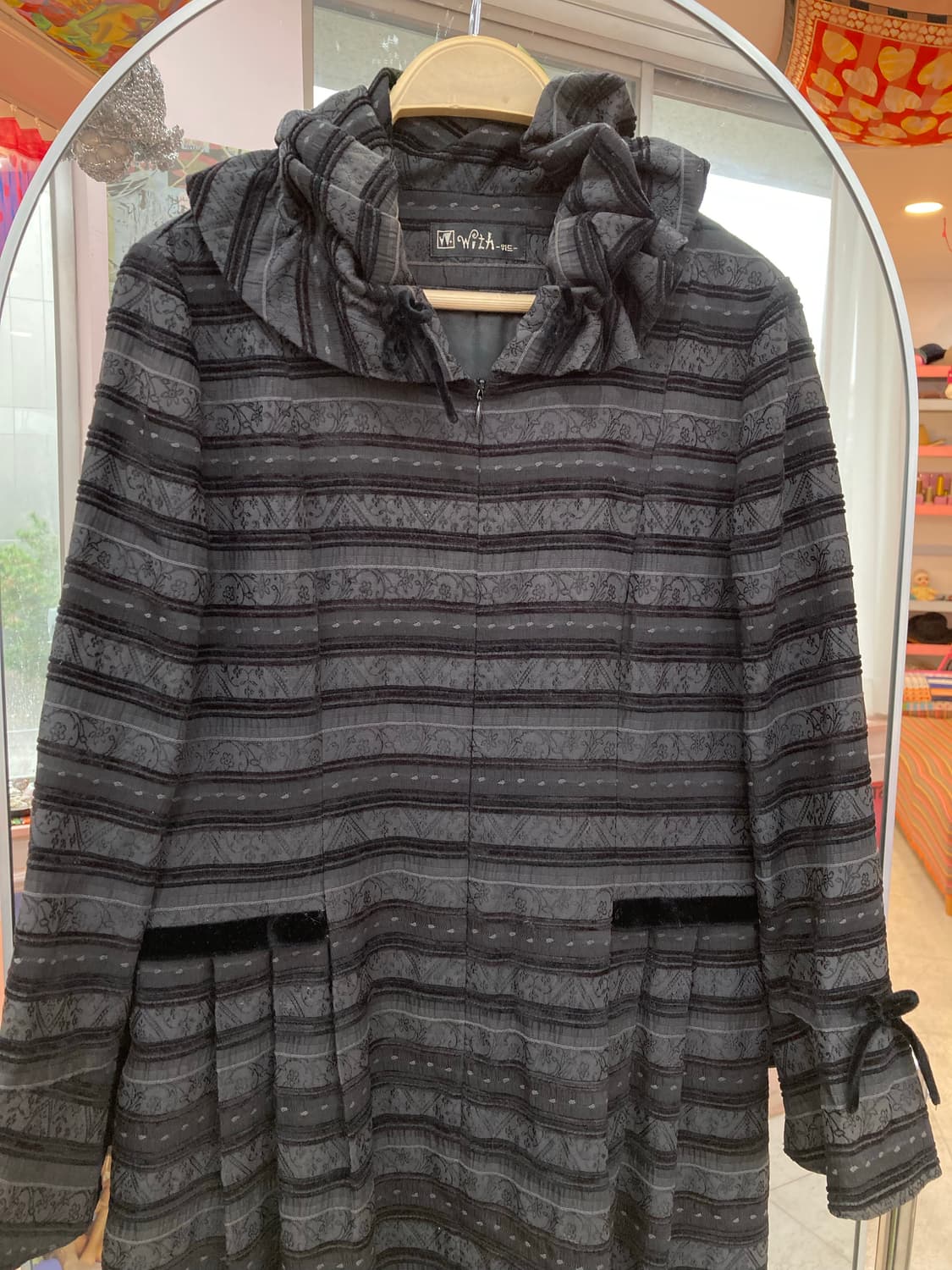 엘레강스 스트라이프 프릴 드레스 상품이미지2