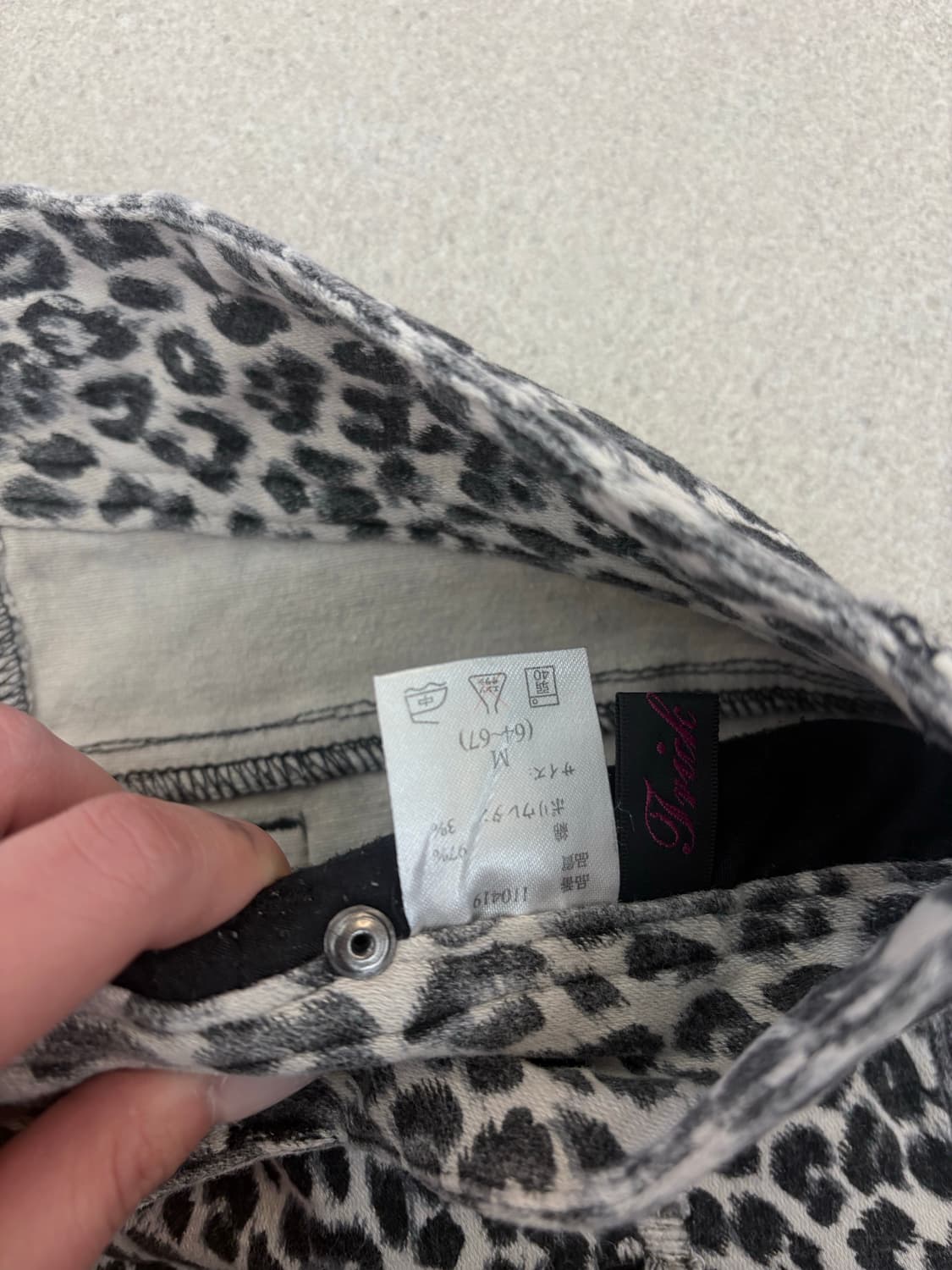 블랙 레오파드 숏 팬츠 상품이미지5