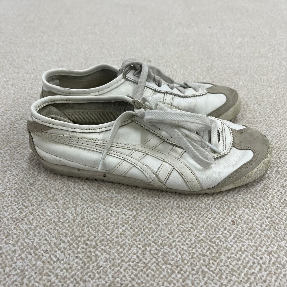 225 오니츠카타이거 멕시코66 스니커즈 0126M 상품이미지4