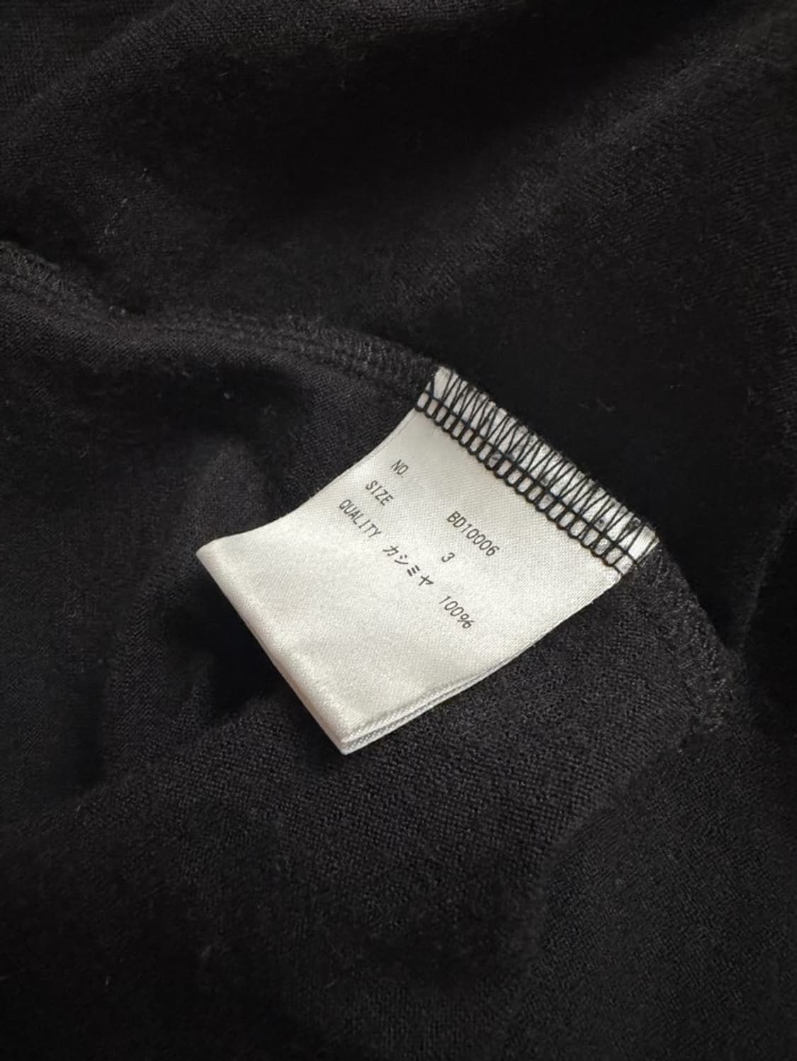 (3)BODHI CASHMERE 반팔티 블랙 상품이미지4