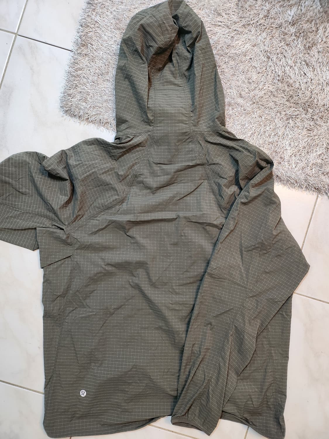 [새상품]Lululemon LightWeight Hiking Anorak 상품이미지6