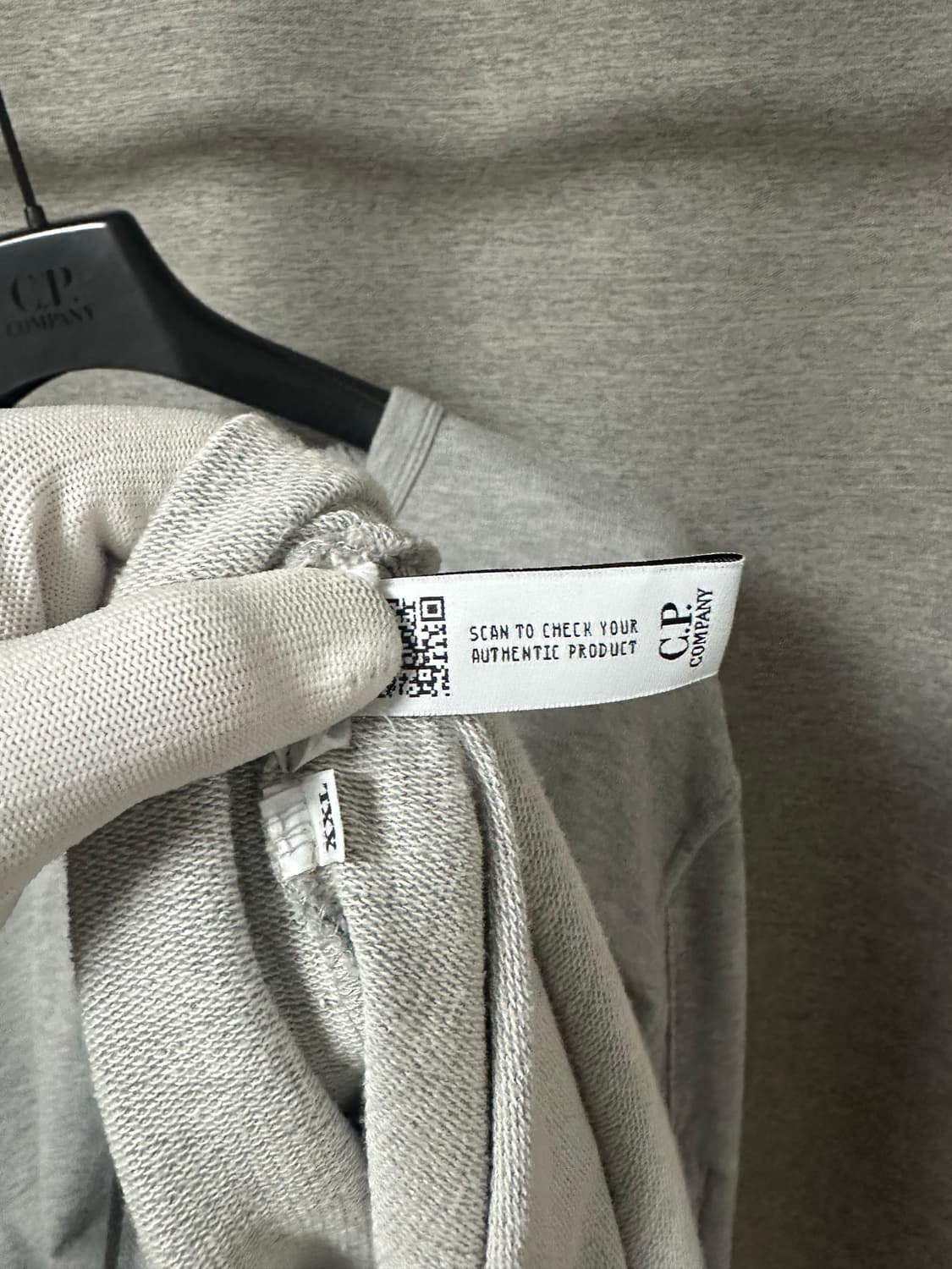 CP컴퍼니 맨투맨 그레이 (110) 상품이미지5