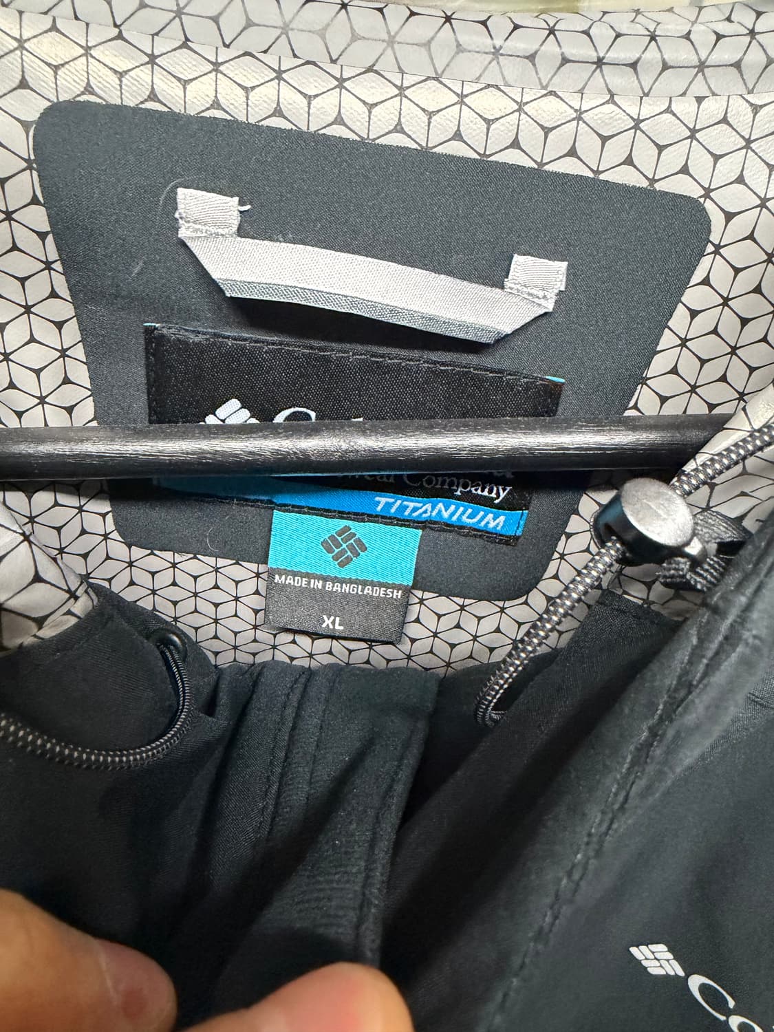 [XL] 컬럼비아 앰플리 바람막이 자켓 블랙 상품이미지6