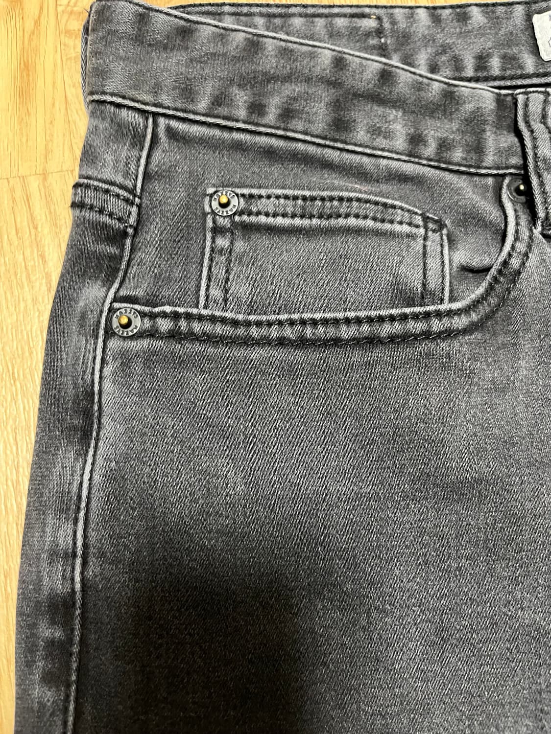 헤지스  블랙 워싱 데님 팬츠 상품이미지2