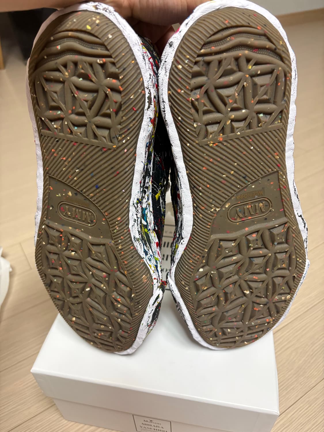 미하라 야스히로 페인팅 스니커즈 42사이즈 새제품 상품이미지4