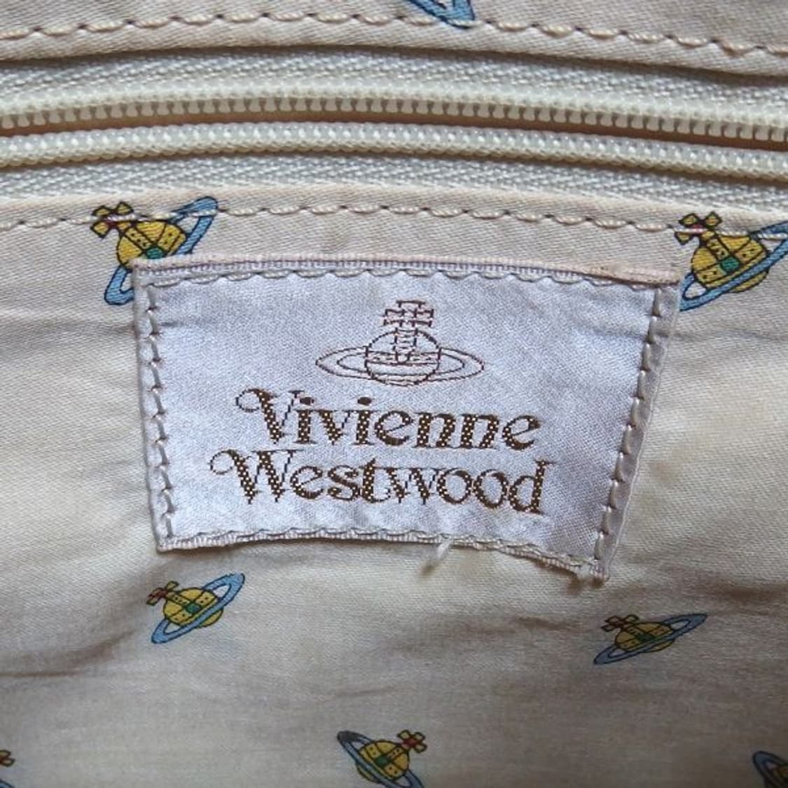비비안 웨스트우드 가죽 핸드백 상품이미지8