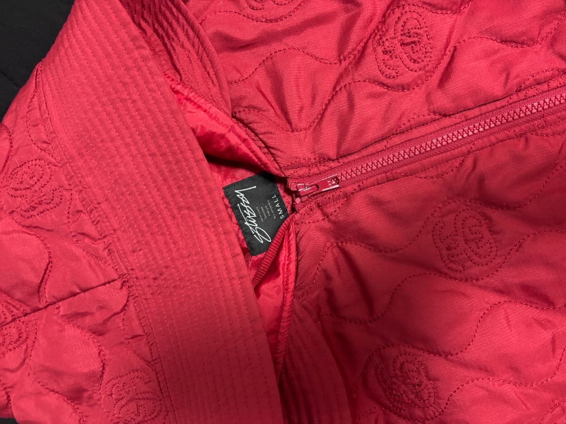 스투시 트라이브 레드 자수패턴 후드패딩 S 상품이미지4