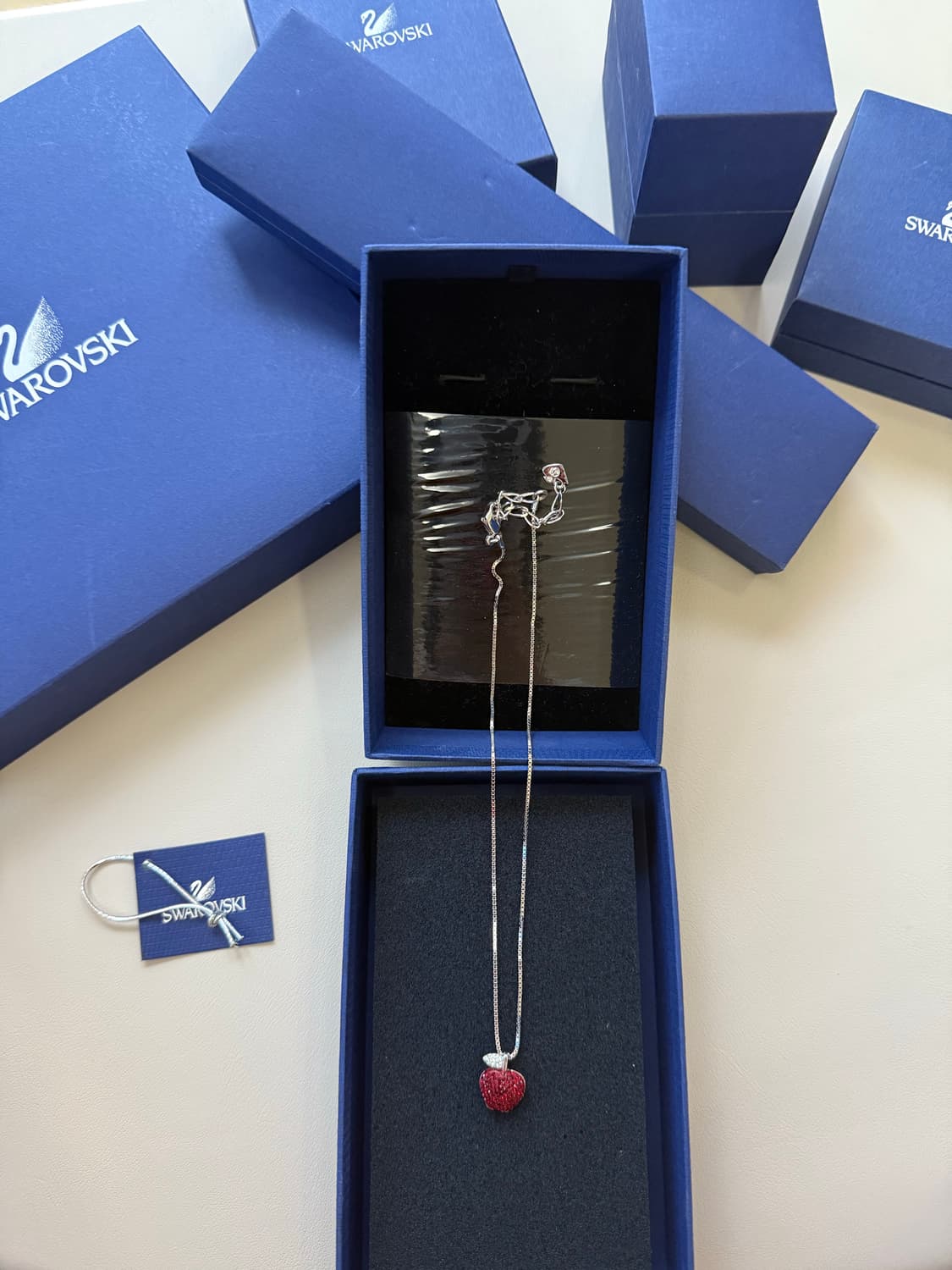 [새상품] 스와로브스키 레드 애플 네크리스 실버 은 금 골드 다이아 티파 상품이미지1