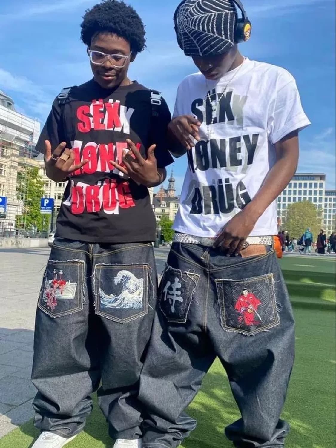 섹시 머니 드럭 오버핏 반팔티 / 맨투맨 상품이미지2