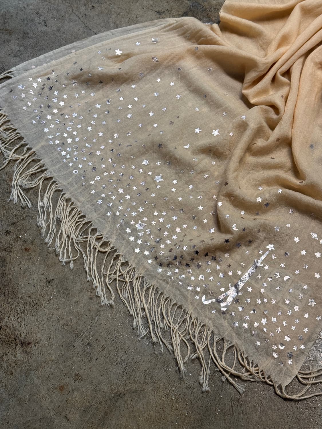 OS ) TSUMORI CHISATO Eiffel & Star Stole 상품이미지5