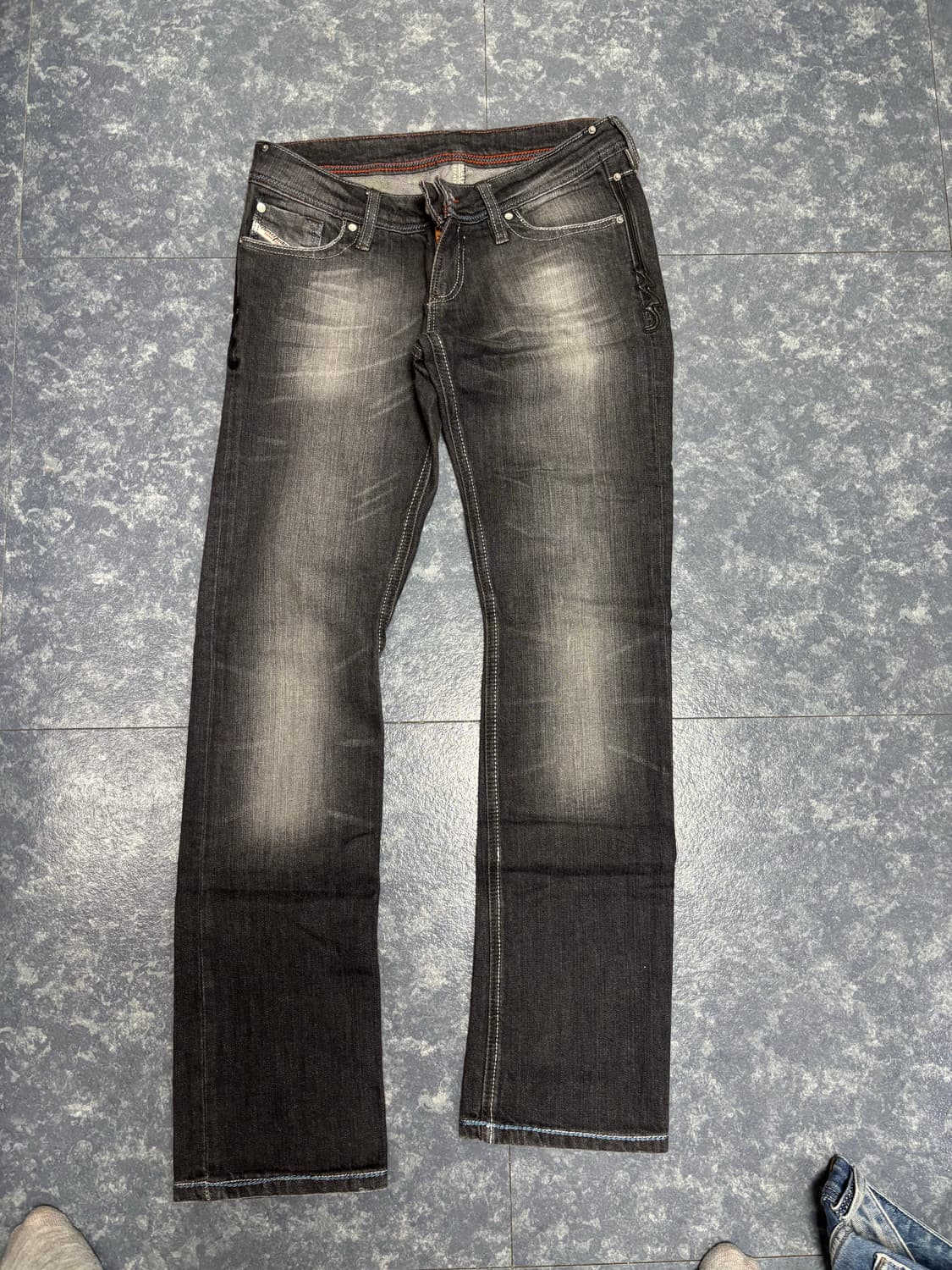 디젤 그레이색 바지 상품이미지1