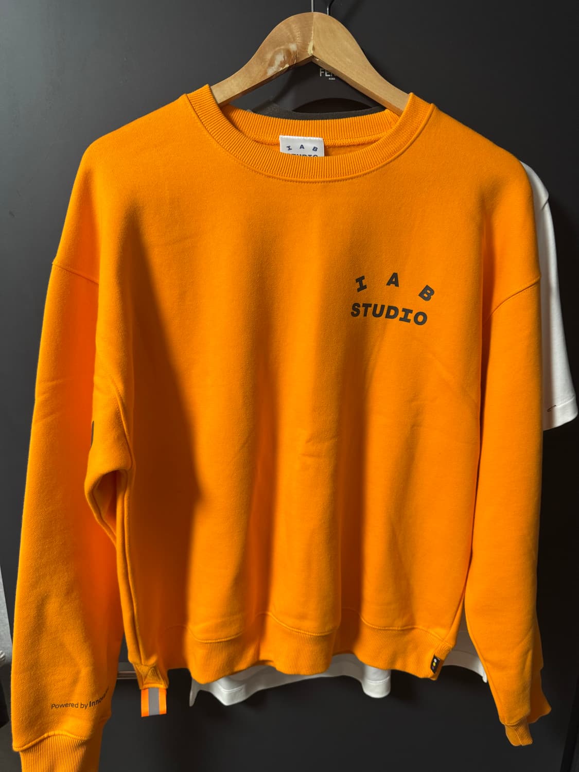 아이앱스튜디오 두산 콜라보 오렌지 M 상품이미지1