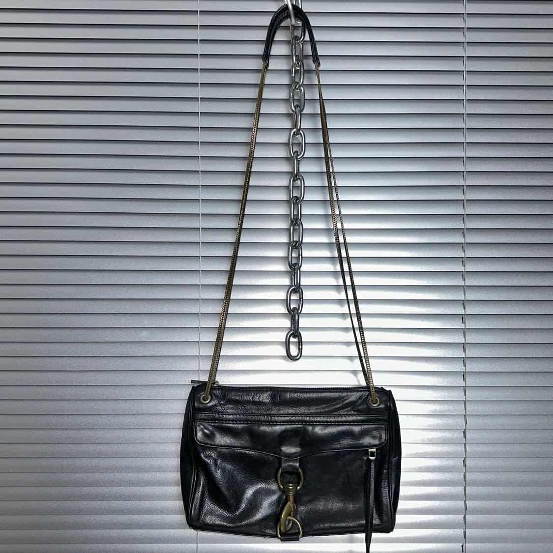 00s 레베카 민코프 앤틱 브라스 크로스백 상품이미지4