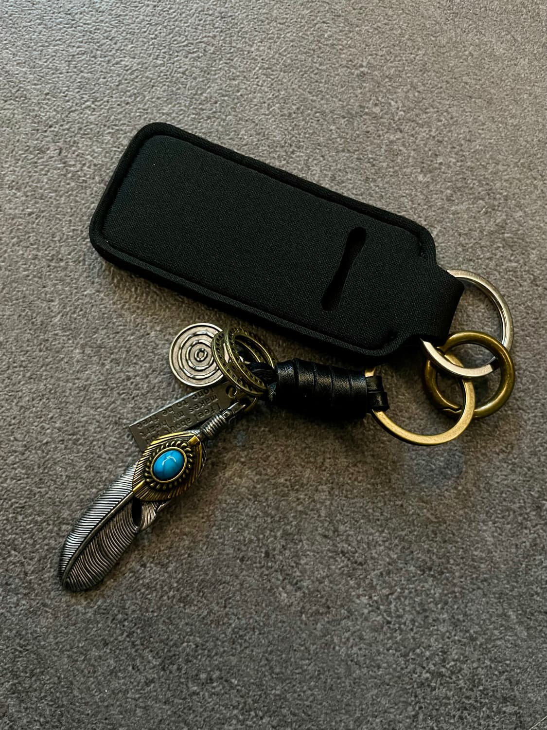 깃털 립밤 케이스 키링 (네오프렌) 상품이미지3