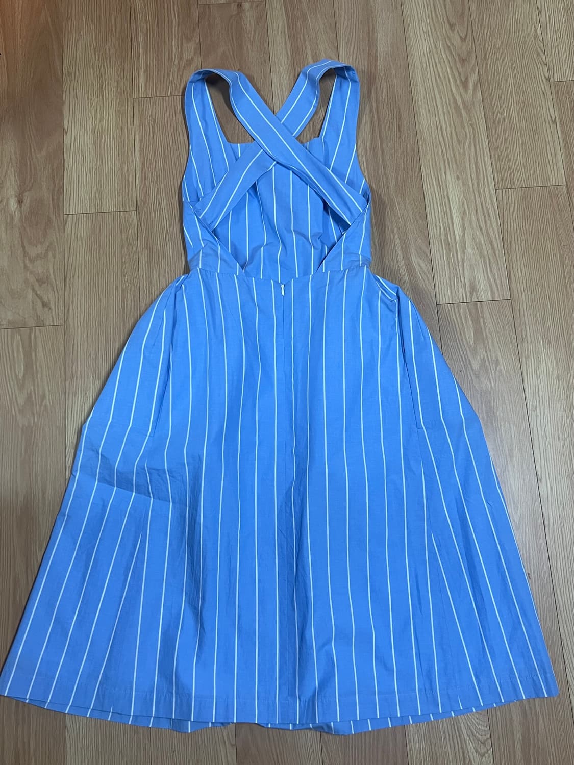 푸시버튼 공효진 백리스 원피스 상품이미지7