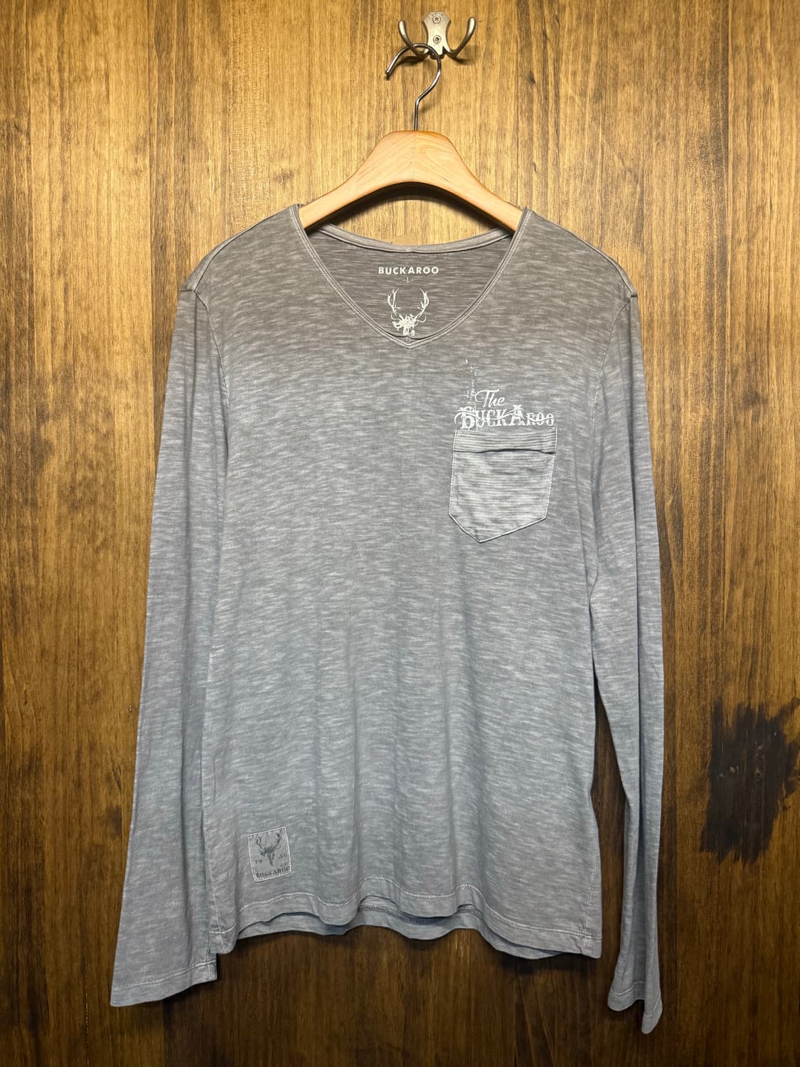 Buckaroo V-neck Long Sleeve 상품이미지1