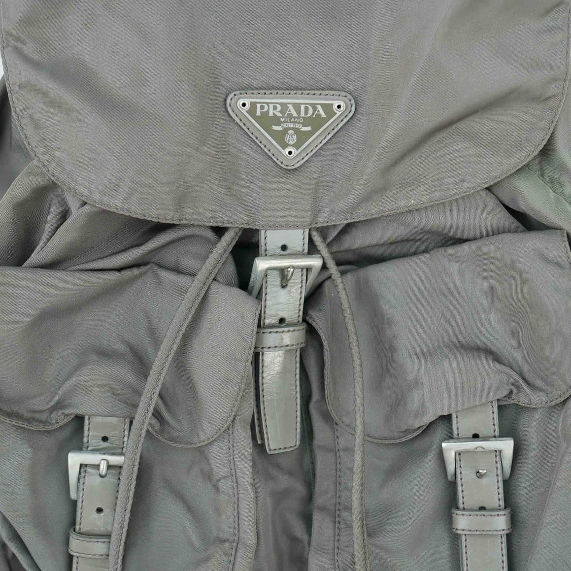 프라다 나일론 백팩 상품이미지3