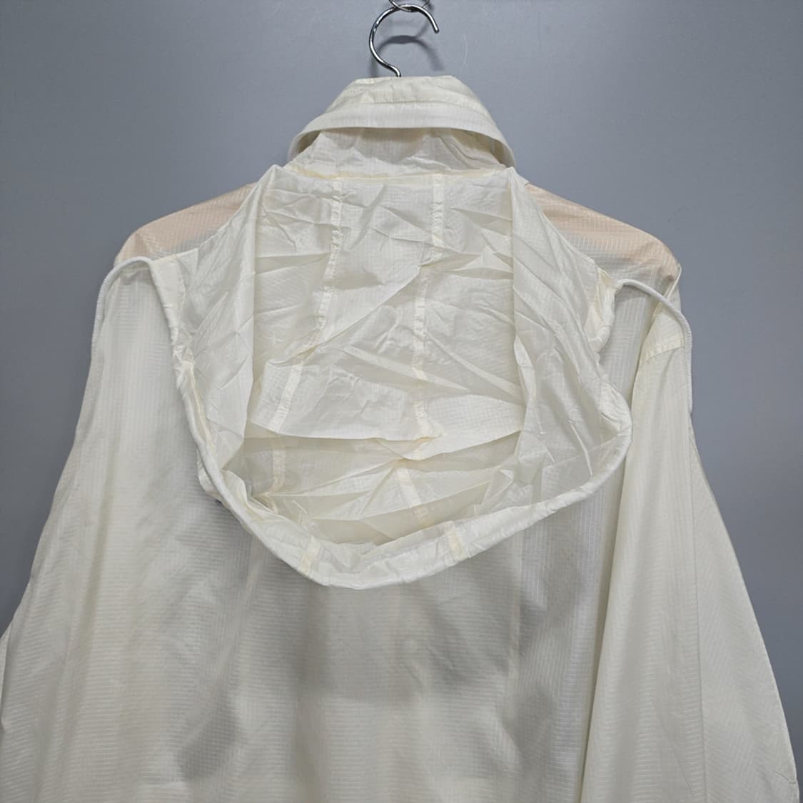 휠라(FILA) 로고 바람막이 자켓 화이트 100 상품이미지5