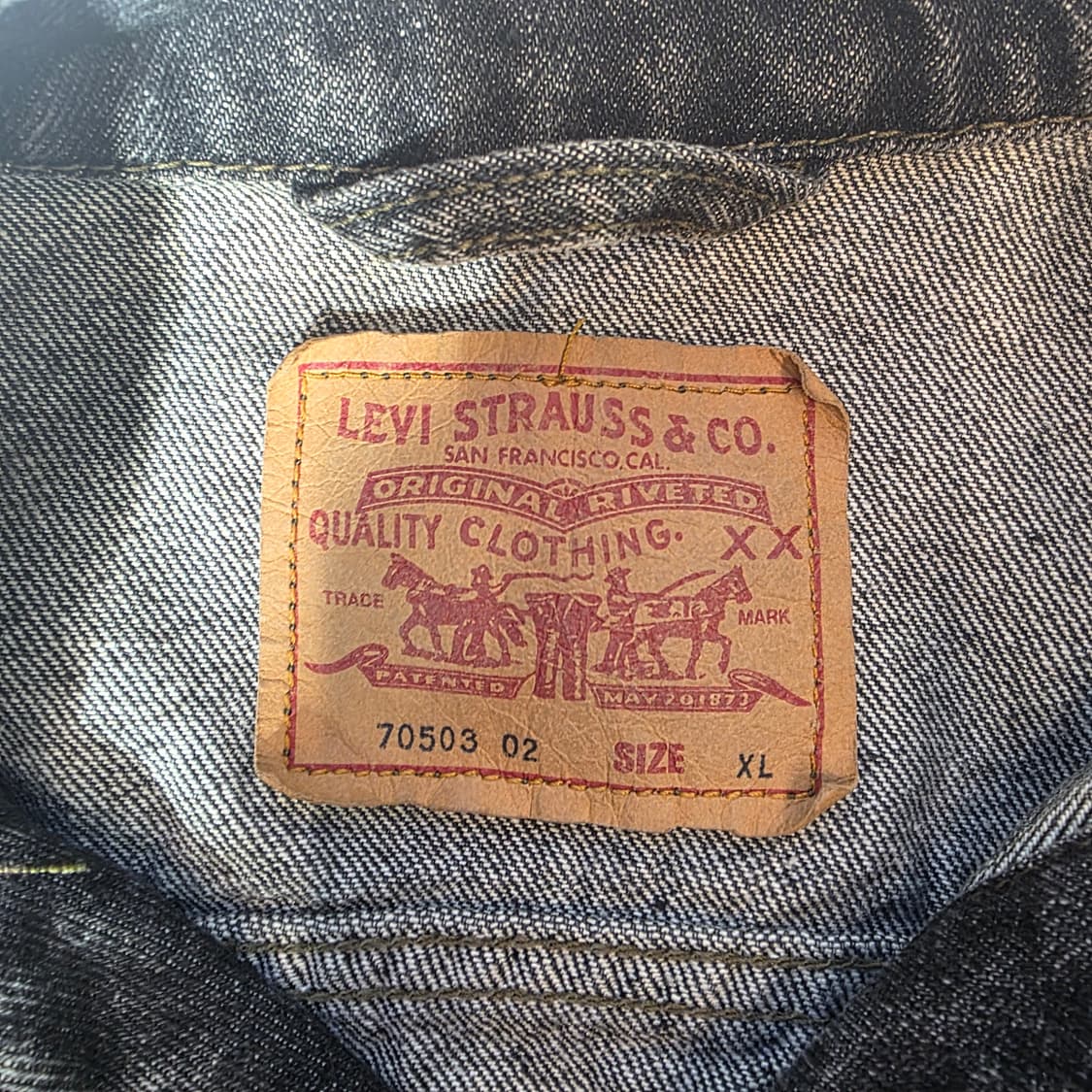 [XL]90s 리바이스 70503-02 블랙 트러커 자켓 상품이미지2