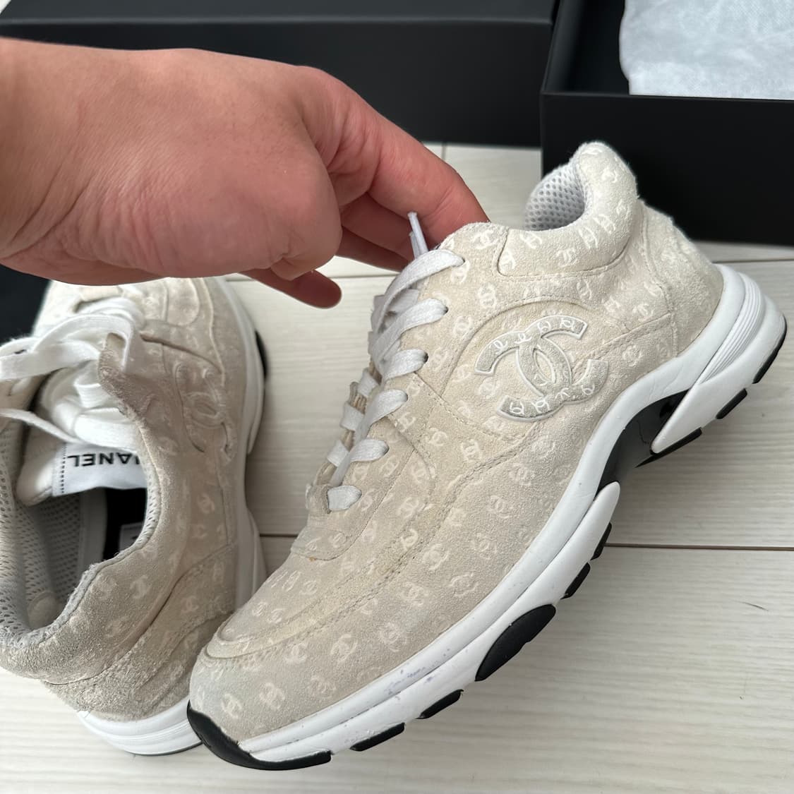 샤넬 프린티드 스니커즈 39 사이즈  상품이미지5