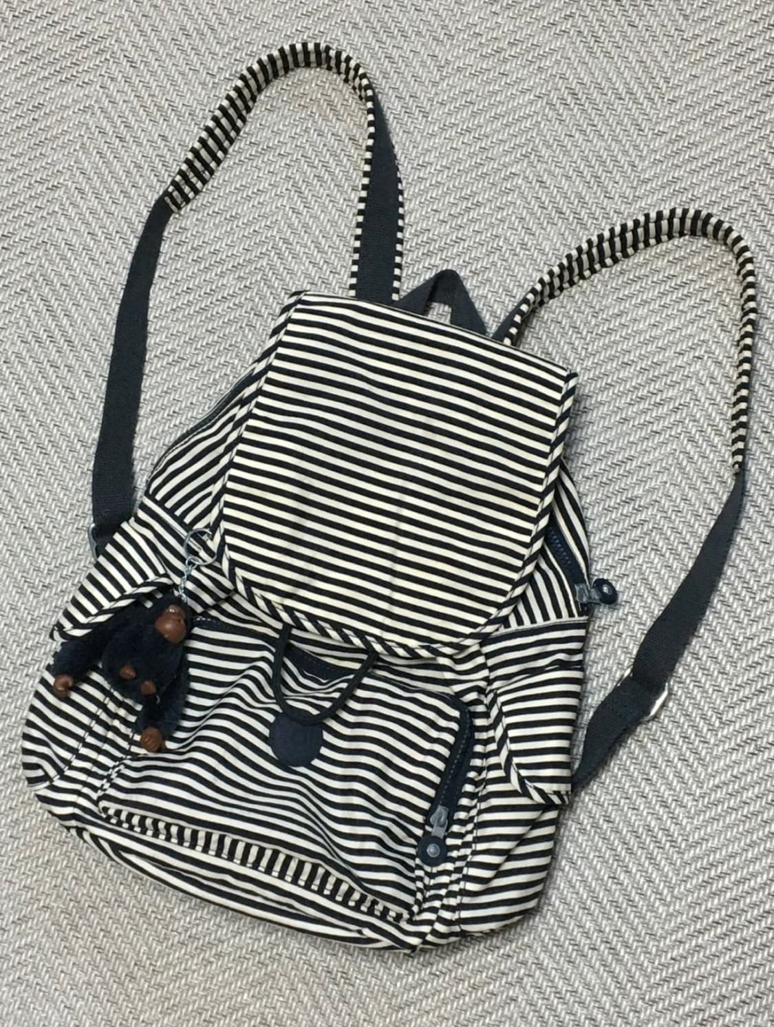 빈티지 키플링 네이비 스트라이프 백팩 상품이미지1