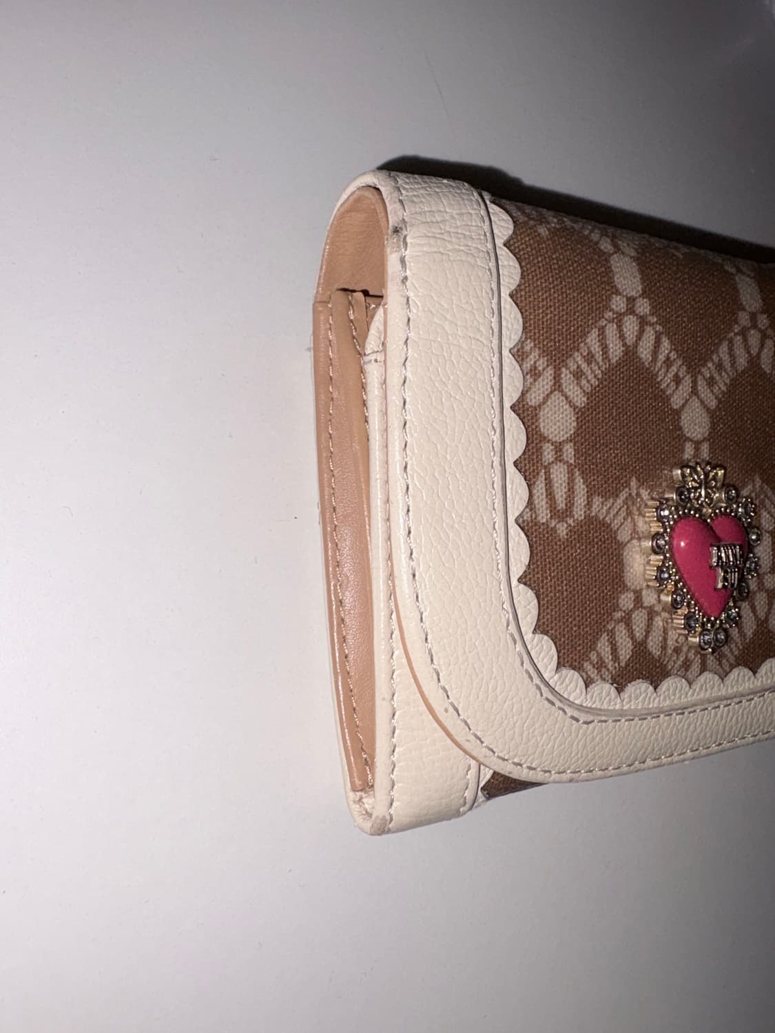 안나수이 하트 레이스 지갑 상품이미지5