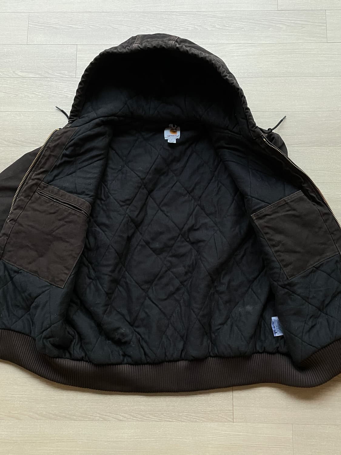 칼하트 j130 DKB 다크 브라운 액티브 자켓 샌드스톤 상품이미지7