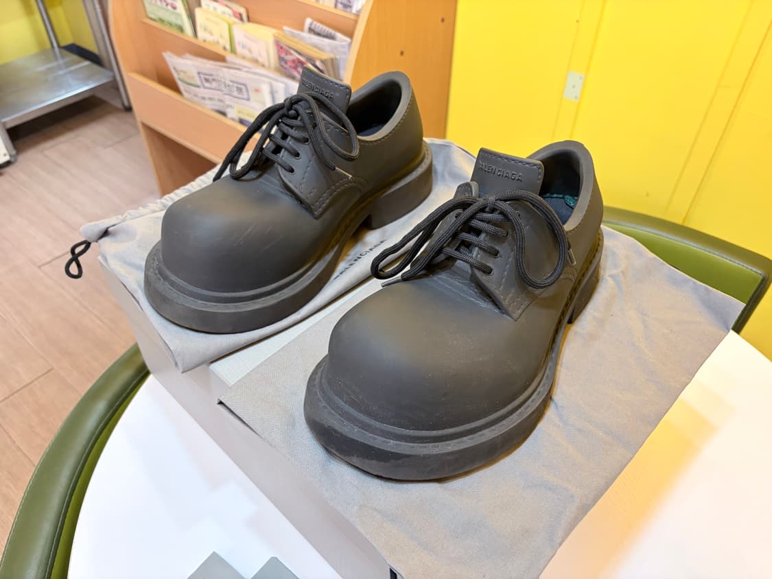 발렌시아가 스테로이드 더비 40 상품이미지5