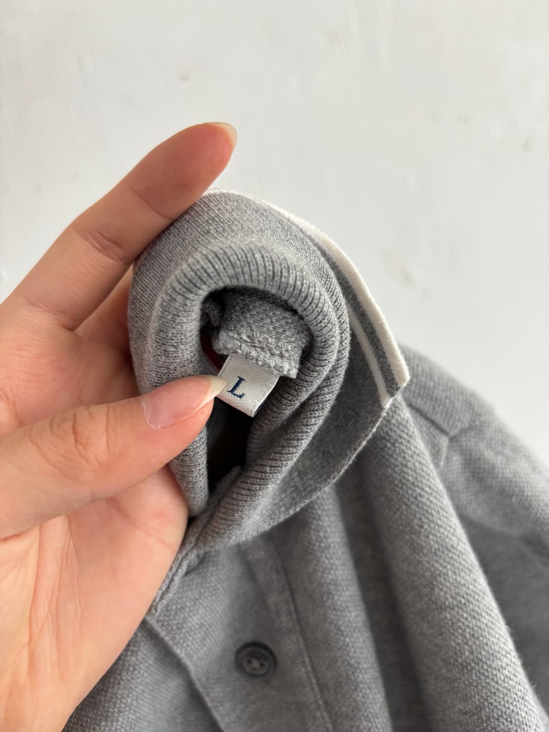 Moncler 몽클레르 그레이 카라 티셔츠 상품이미지6