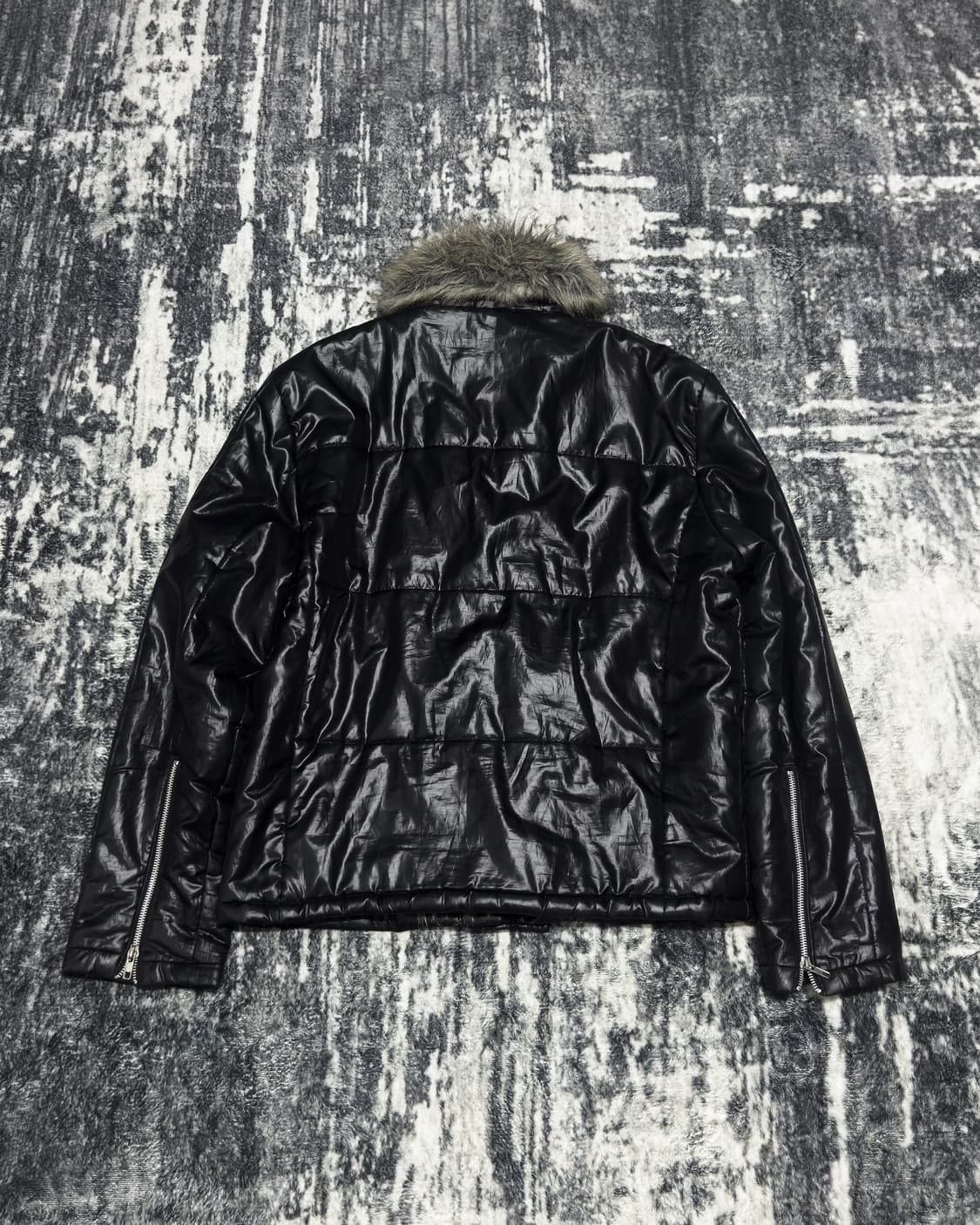 {Unknown} Glossy Black Fur Padded Jacket 상품이미지2