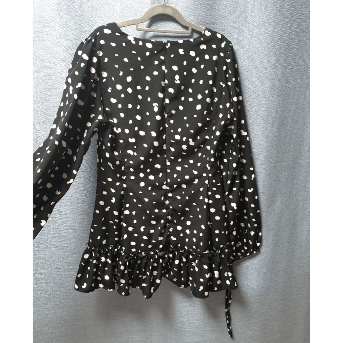 스퀘어넥 도트 미니 원피스 상품이미지1