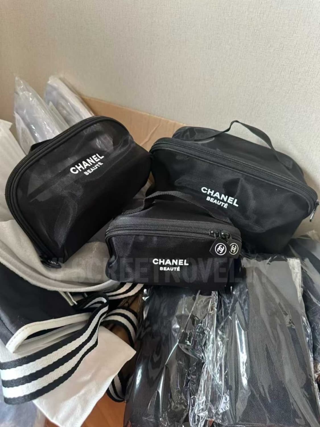 샤넬뷰티 메쉬파우치 3종세트 여행용파우치 기프트 상품이미지5