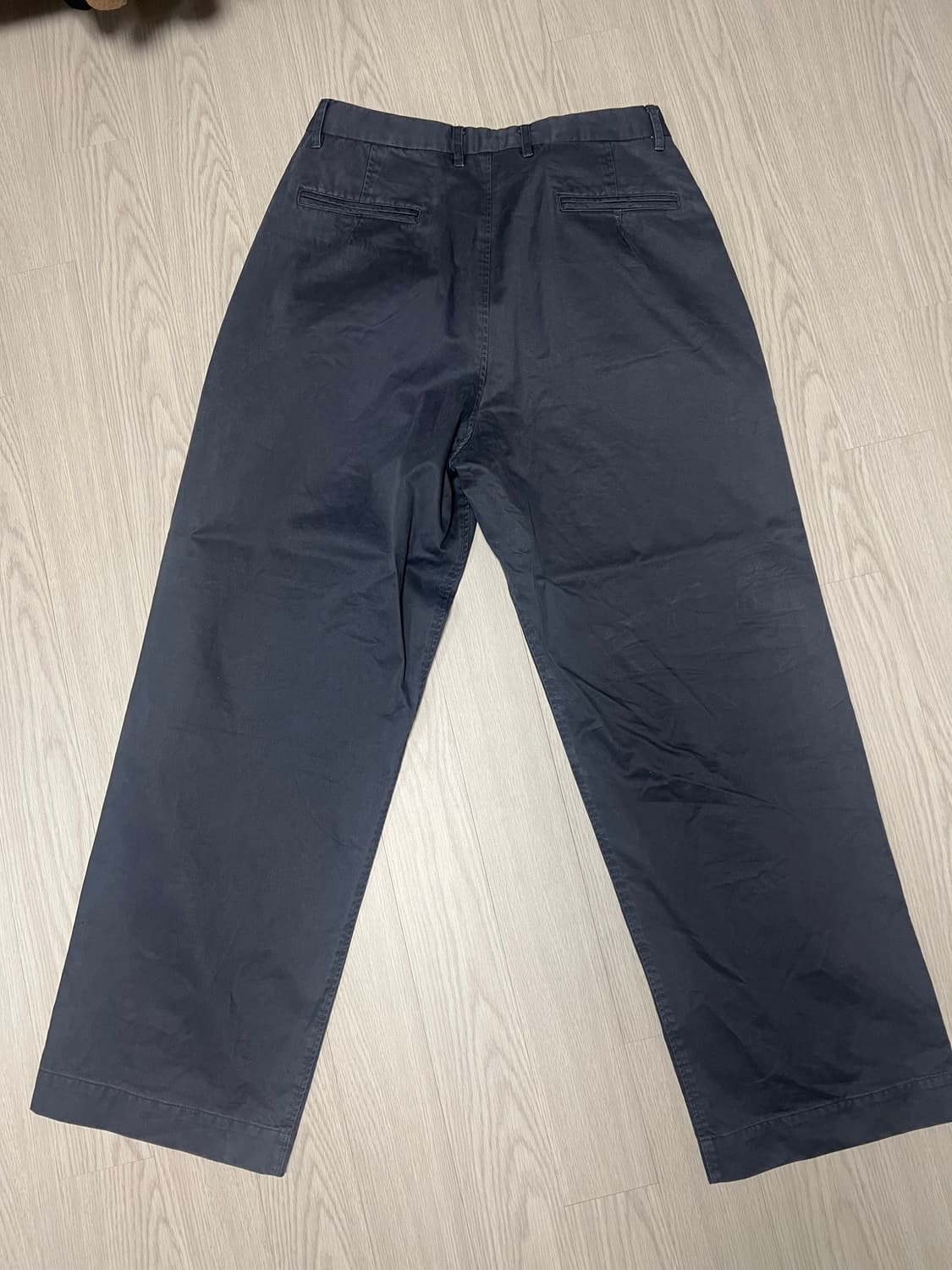 아크블루 에센셜 치노팬츠 그라파이트 XL 상품이미지4