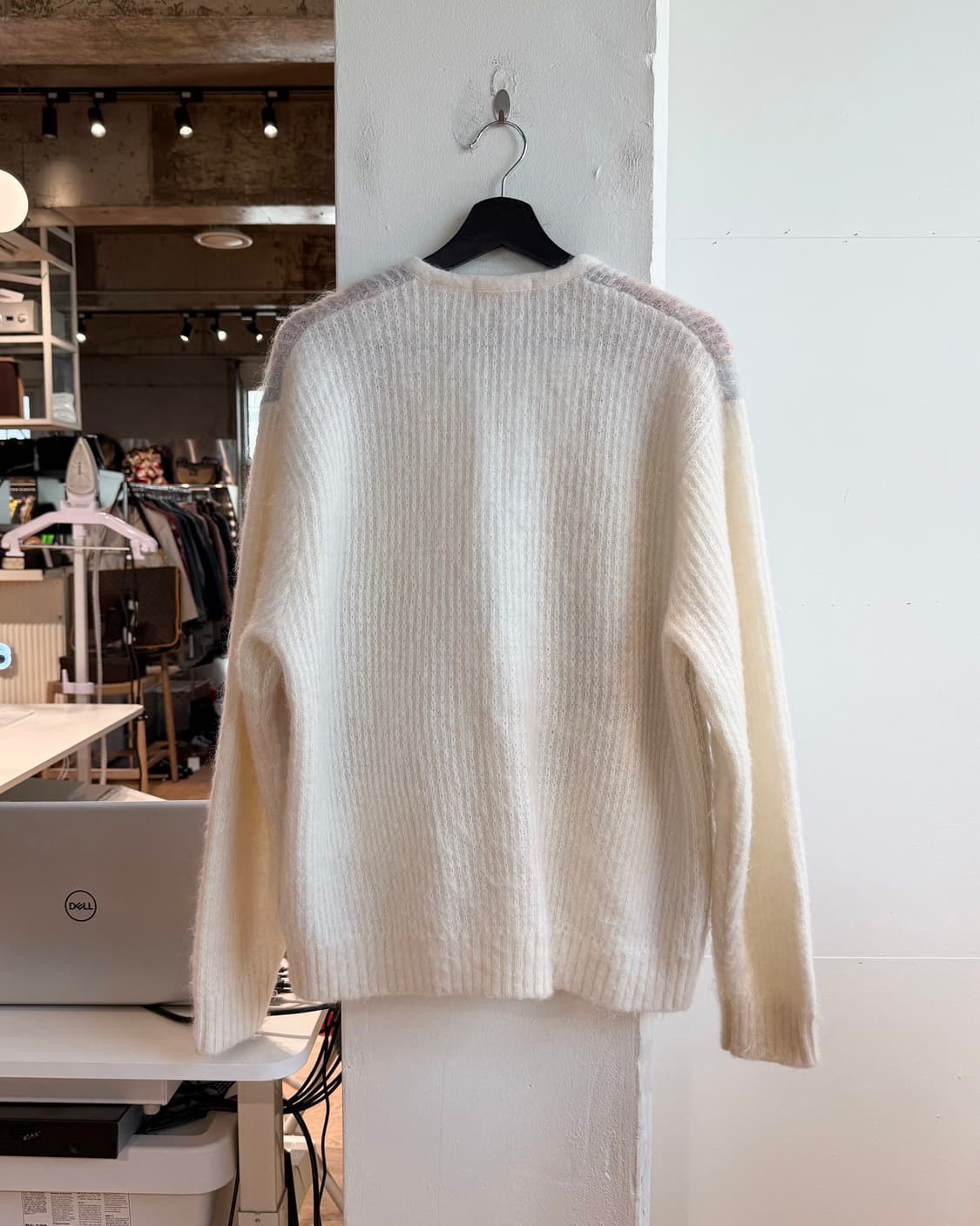 슈프림 아이보리 22ss 브러쉬드 그리드 가디건 상품이미지7