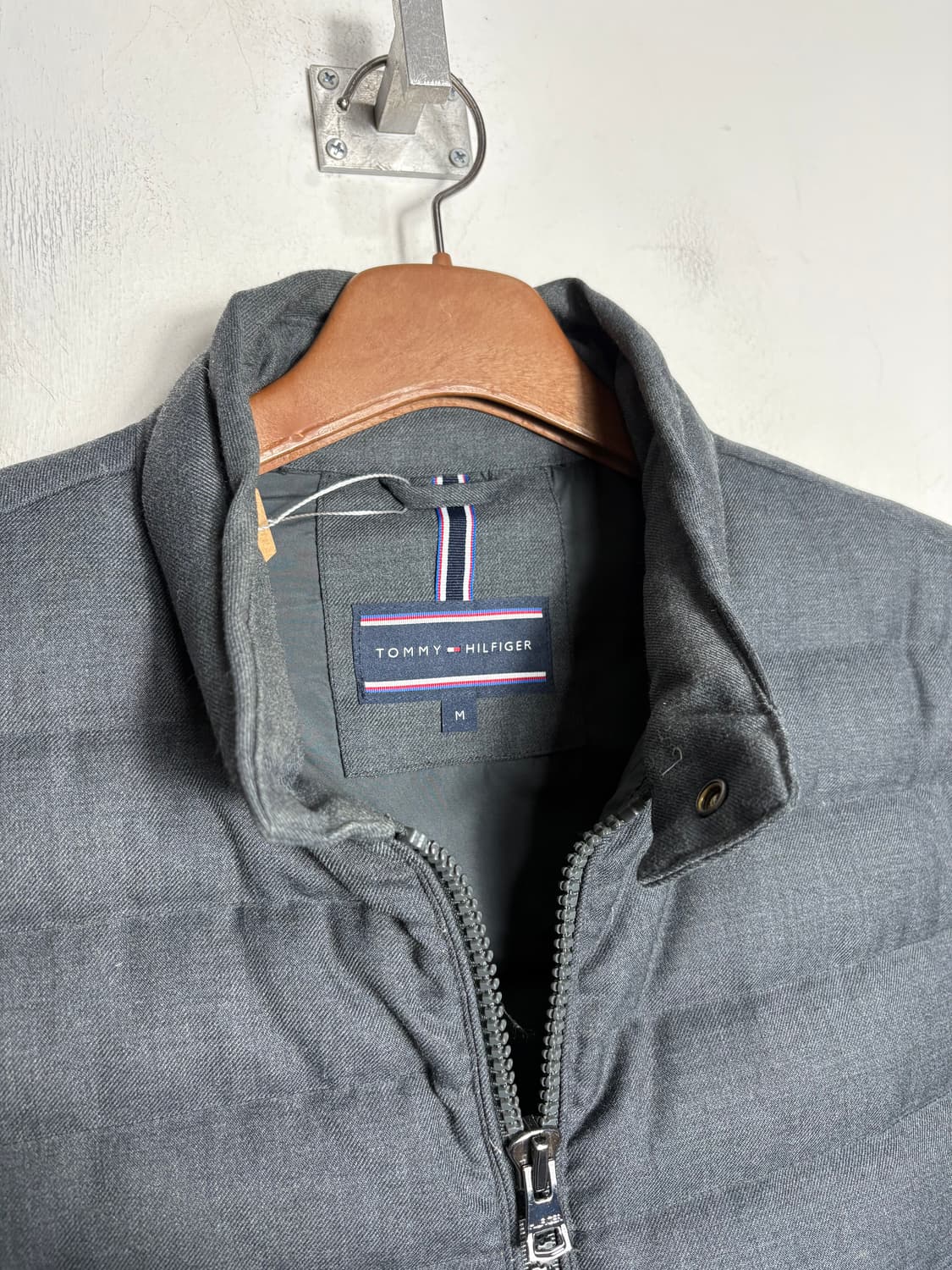 Tommy hilfiger 타미 힐피거 그레이 패딩 상품이미지3