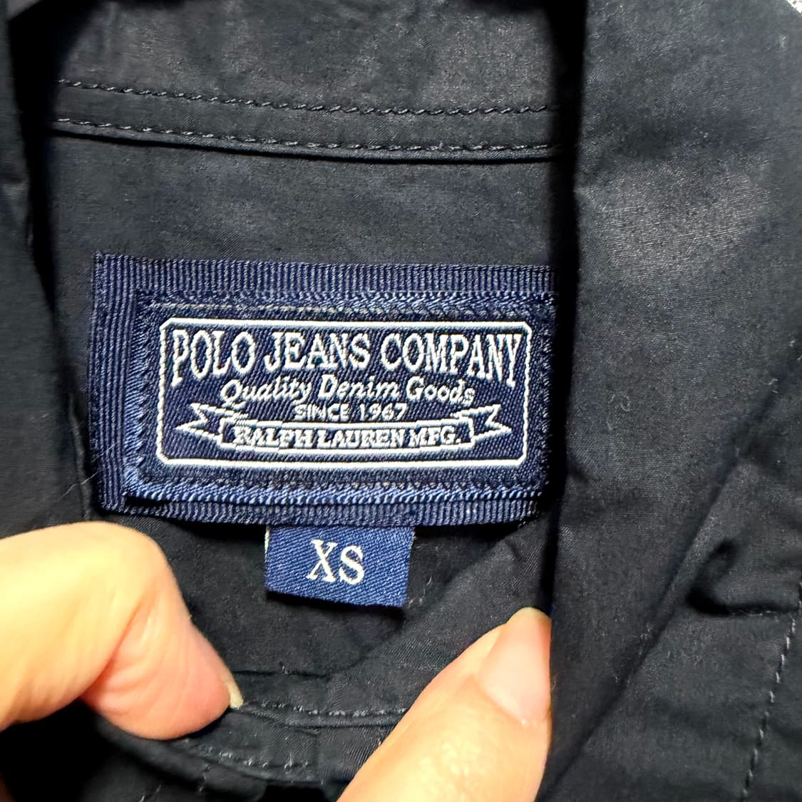 폴로진스컴퍼니 블랙 자수 셔츠  상품이미지3