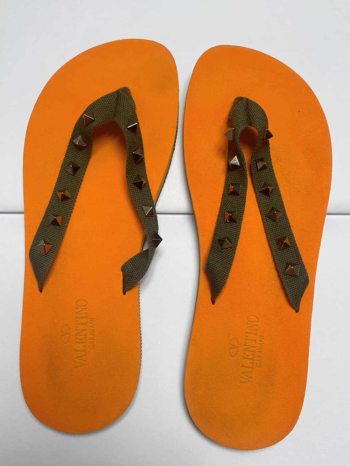 발렌티노 쪼리 상품이미지1