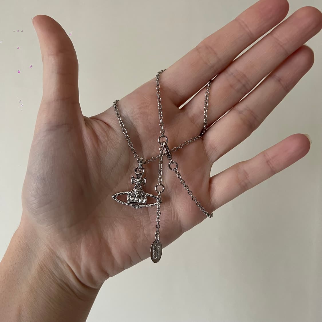 비비안웨스트우드 메이페어 바스 릴리프 네크리스  상품이미지3