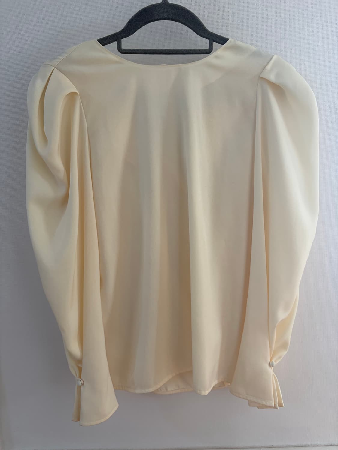 플로움 minuet blouse cream 상품이미지2