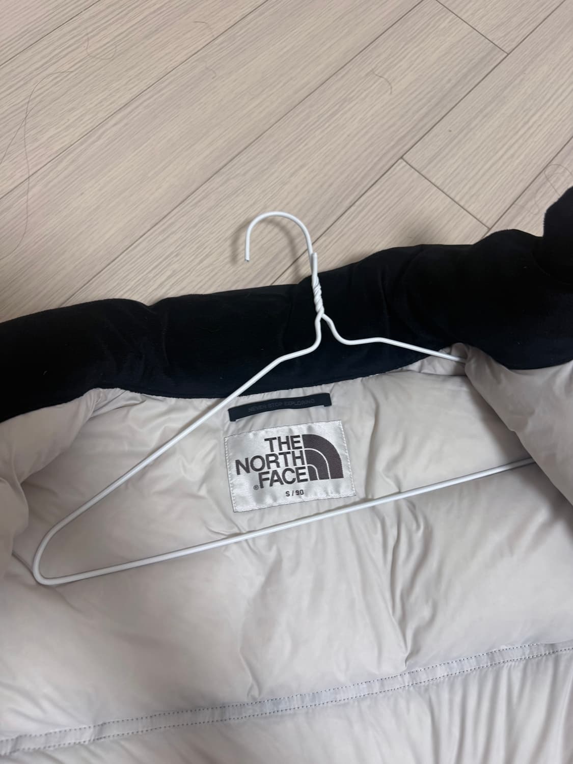 노스페이스 화이트라벨 지구패딩 S 상품이미지7