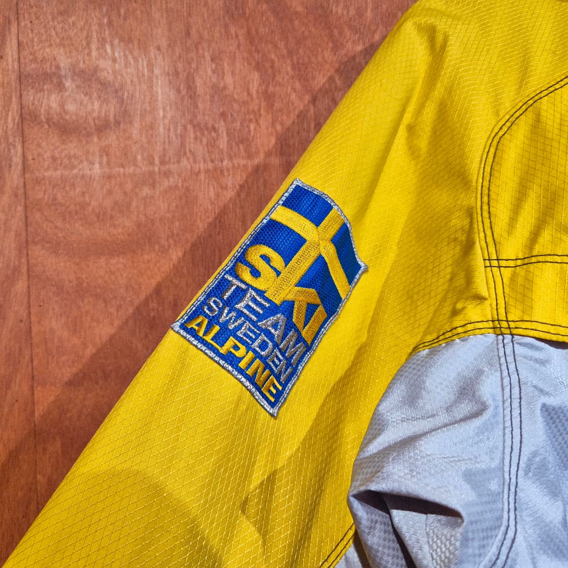 골드윈 스키팀 스웨덴 알파인 스키점퍼 100 옐로우 상품이미지3