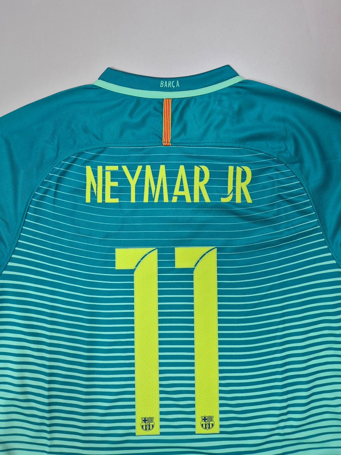 16-17 바르셀로나 써드킷 네이마르 유니폼 L 상품이미지7